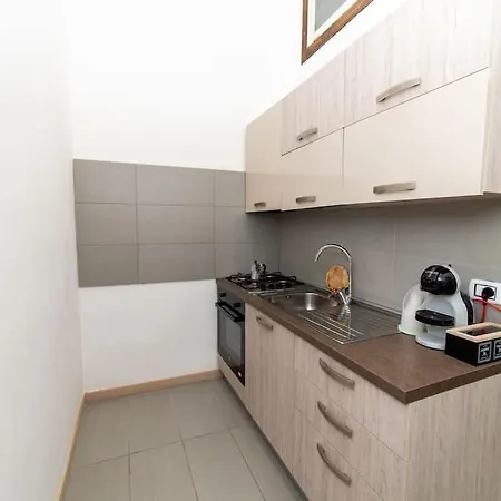Borgo Antico - Centro Di Luxury Apartment *